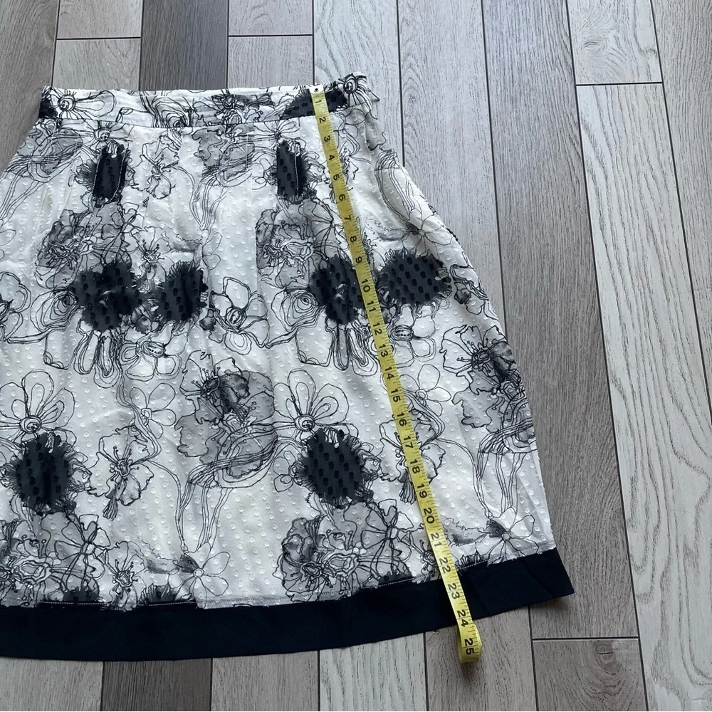 St. John Black and White Floral A-Line Skirt